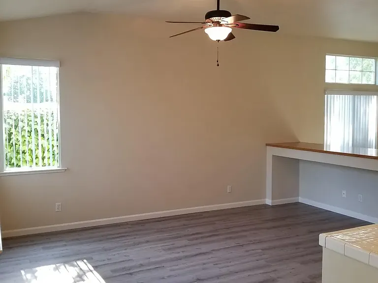 2187 Silverado Ave — Photo 5