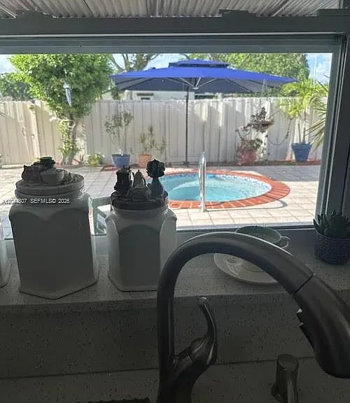 12701 SW 70th Ln — Photo 17