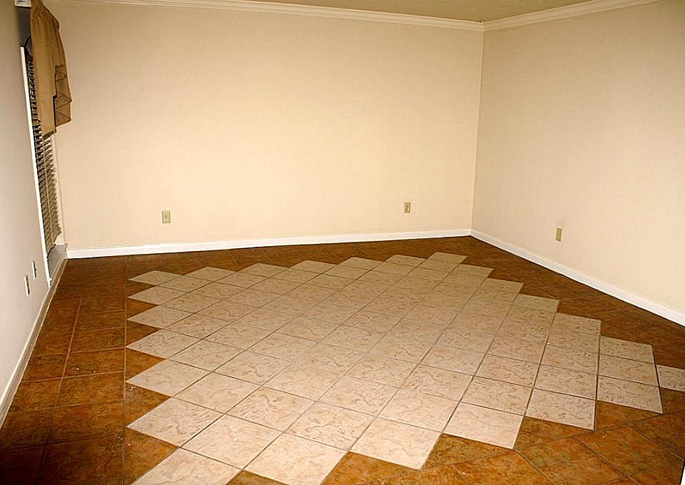 1st image of 14819 Knightsway Dr