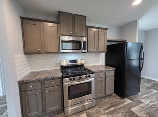 11 Cardinal Hill Dr #107, Lake Orion, MI 48359