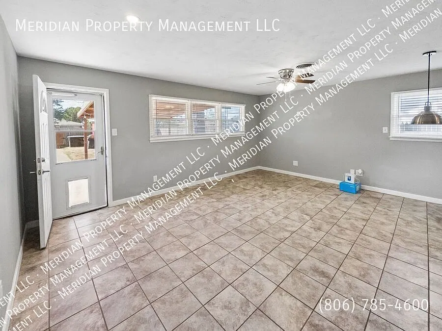 3 bed 2 bath home close to Tech, LCU, Hospitals — Photo 4