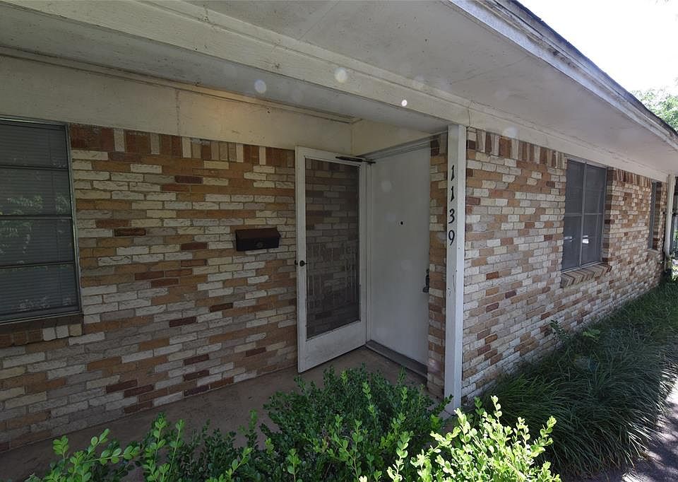 1st image of 1139 Haines Ave