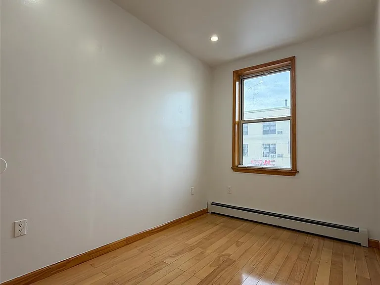 4216 Bell Blvd #2 — Photo 6