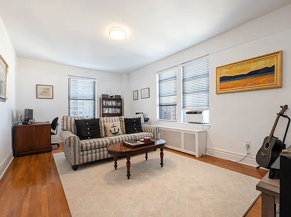 27 West 96th Street image 1 of 19