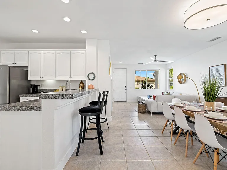 48584 Anastacia Ct — Photo 7