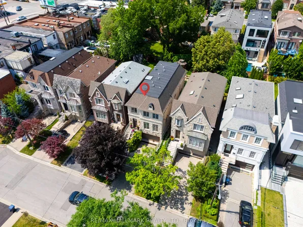 124 Felbrigg Ave, Toronto, ON M5M 2M5