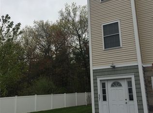 607 Holt Ave, Manchester, NH 03109