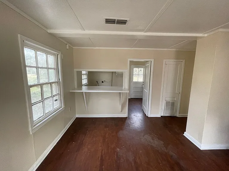 4119 Belmont St — Photo 5