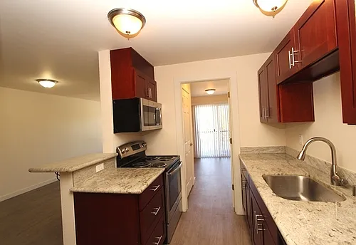 2501 Thorndyke Ave W #303 Photo 1