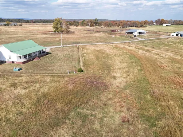 1768 Cutoff Rd, Clinton, AR 72031