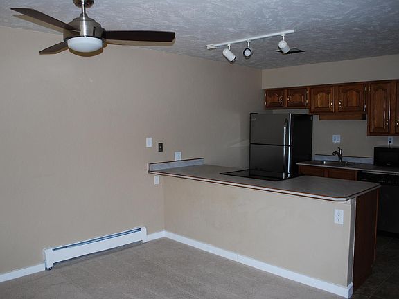 LR/Dining area looking into Kitchen/Breakfast Bar