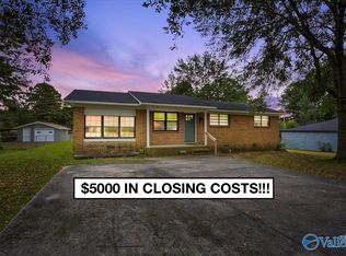 304 Sunset St SW, Hartselle, AL 35640