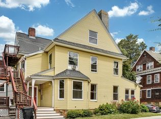 34 William St, Worcester, MA 01609