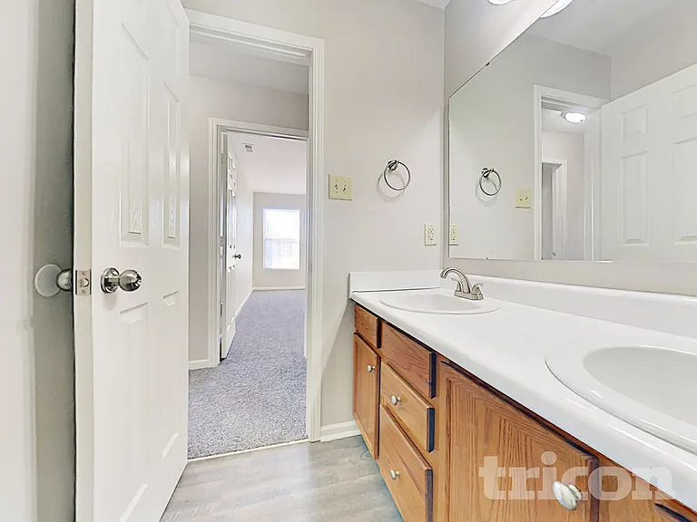 2609 Woodfield Blvd — Photo 14