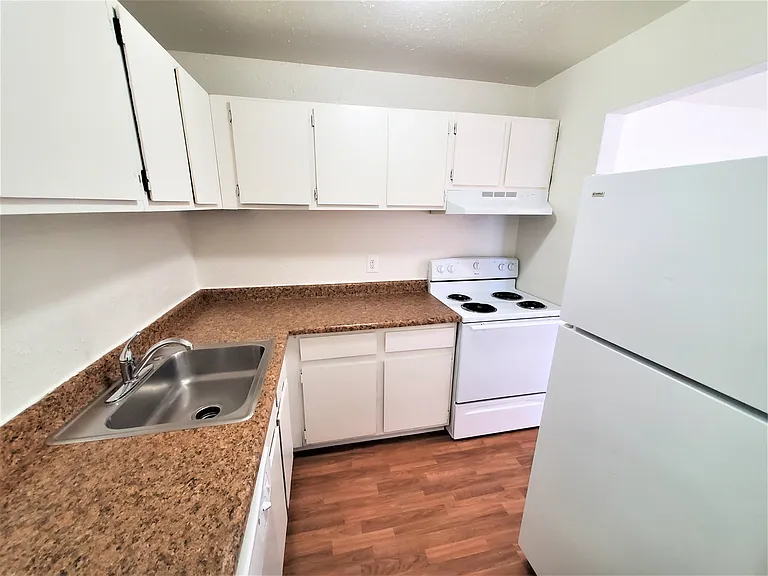 Windsor Place Apartments — Photo 137