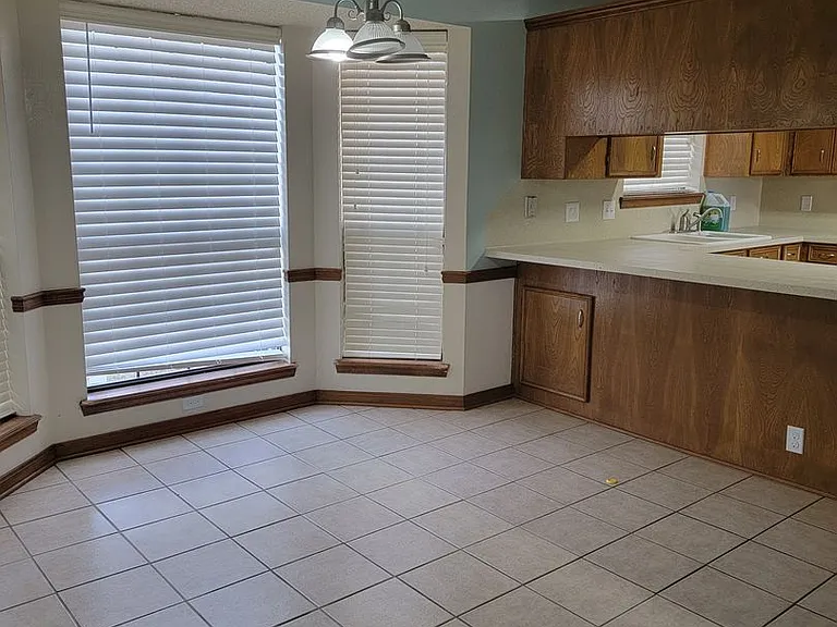 1801 Andy Cir — Photo 16
