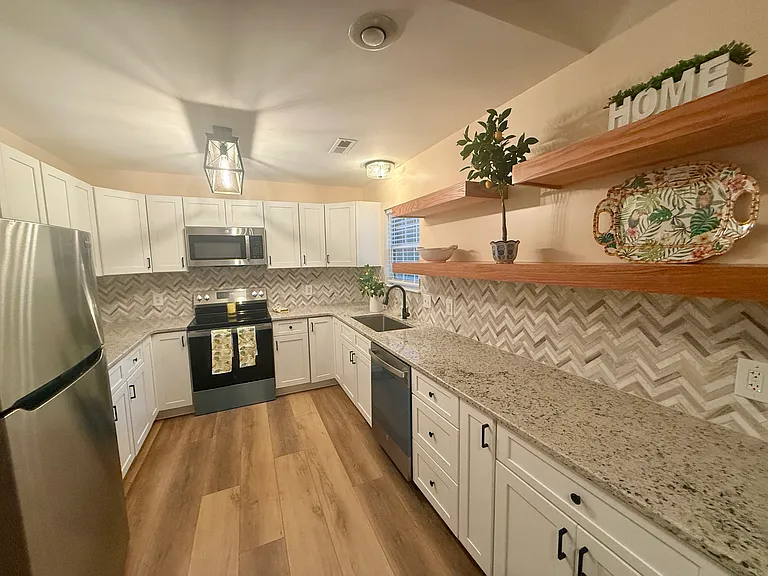 1509 Docksider Ct — Photo 4