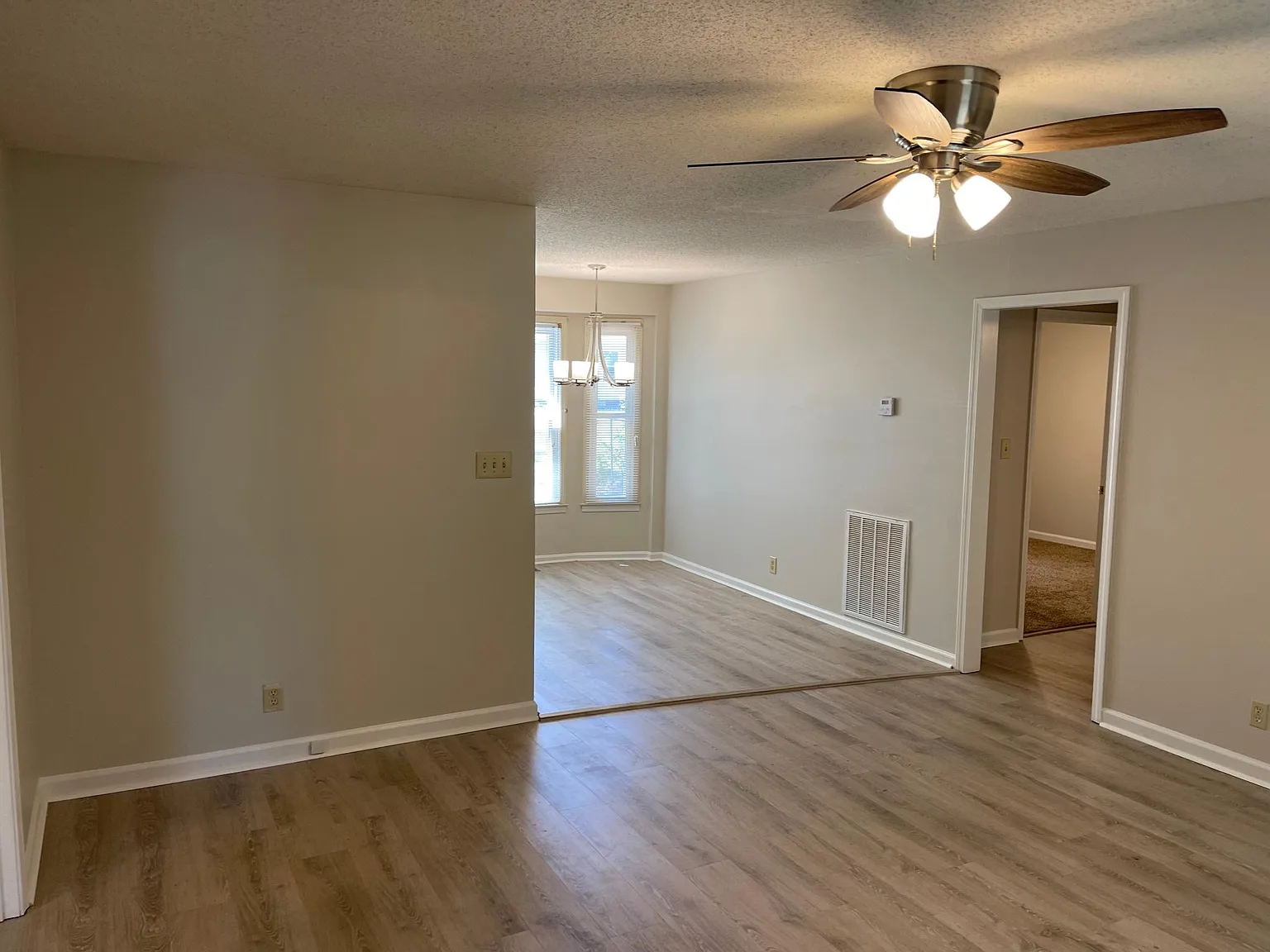 429 Sideline Drive — Photo 3
