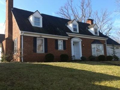 127 Ridgewood Rd, Huntington, WV, 25701