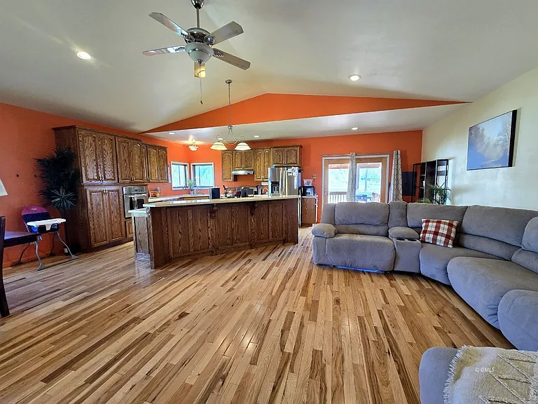 419 S Rosser Ave — Photo 15