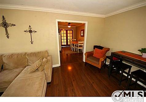5th image of 766 Bonita Dr