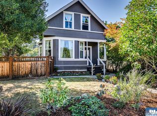 520 E 4th St, Port Angeles, WA 98362