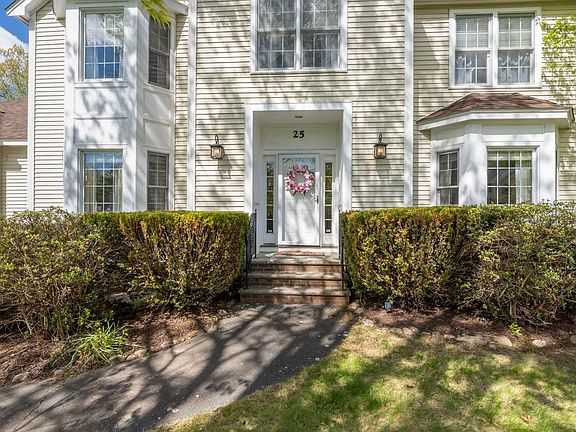 4th image of 25 Squire Armour Road
