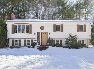 10 Colleen Way, East Bridgewater, MA 02333