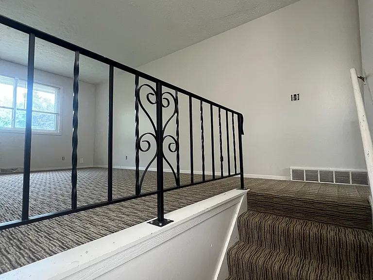 5051 & 5055 Marshall Dr — Photo 10