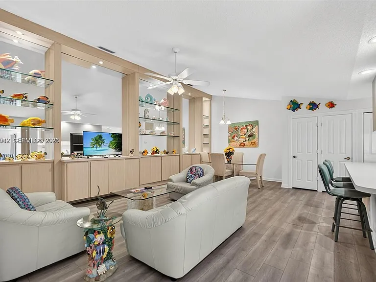 7102 Geminata Oak Ct #7102 — Photo 5