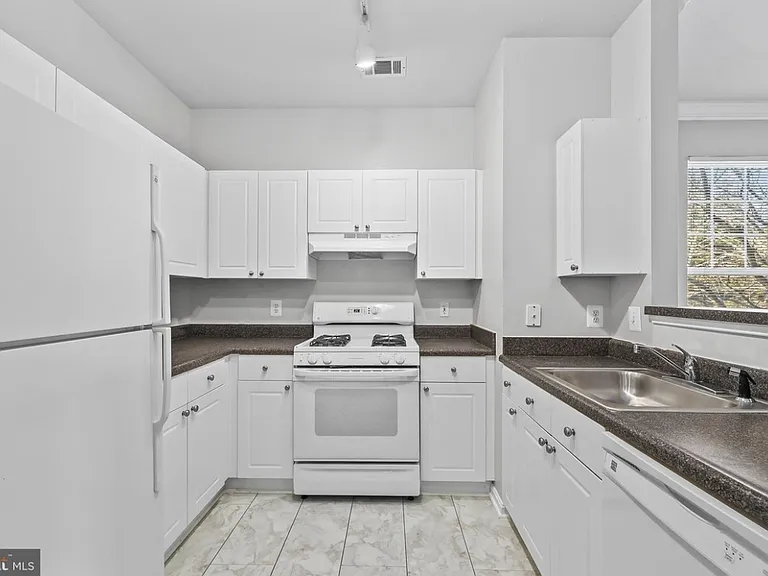 11305 Aristotle Dr #2205 — Photo 6