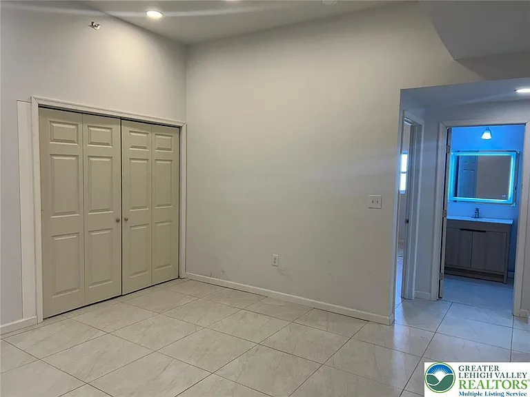 134 S 3rd St #B — Photo 11