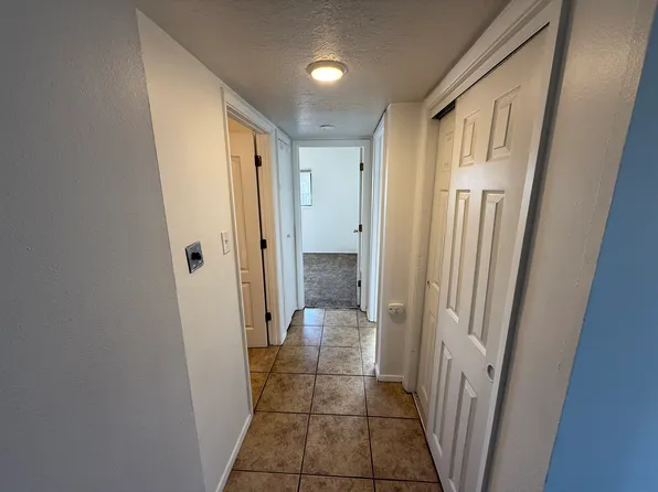 Updated NE Heights 2 Bedroom - Quality & Move-in Ready, 11824 Indian School Rd NE APT B, Albuquerque, NM 87112
