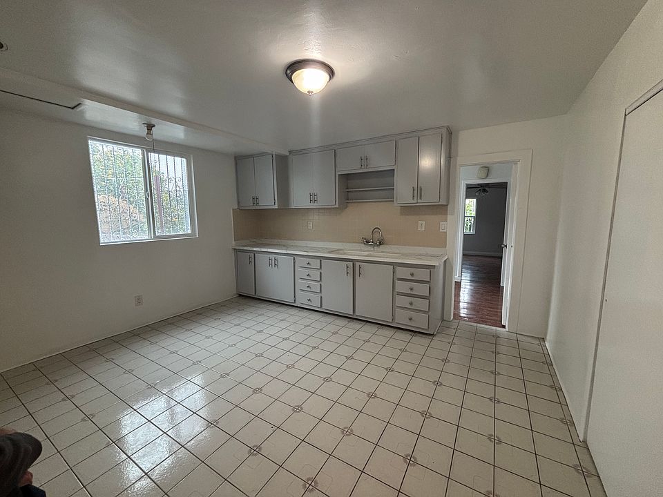 1st image of 513 S Bernal Ave