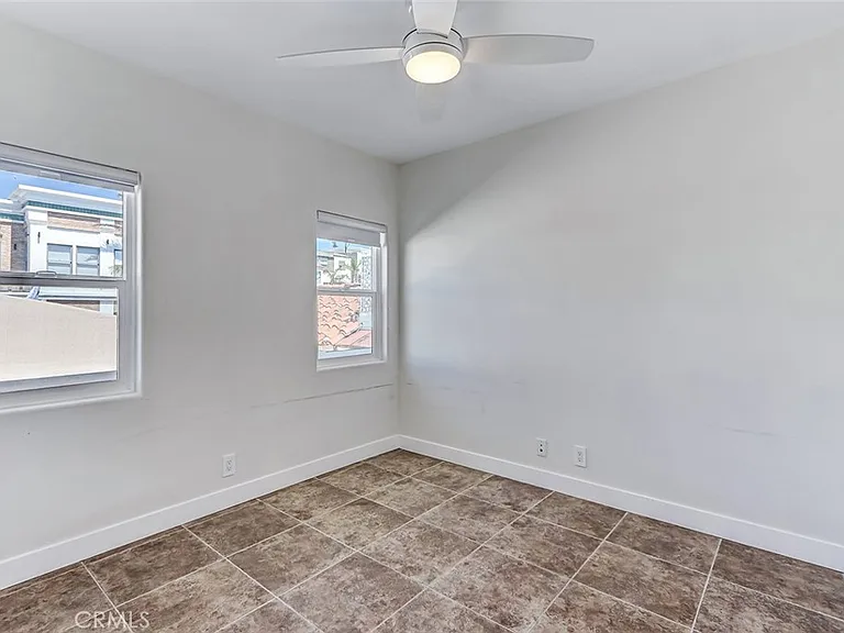 3305 Highland Ave — Photo 18