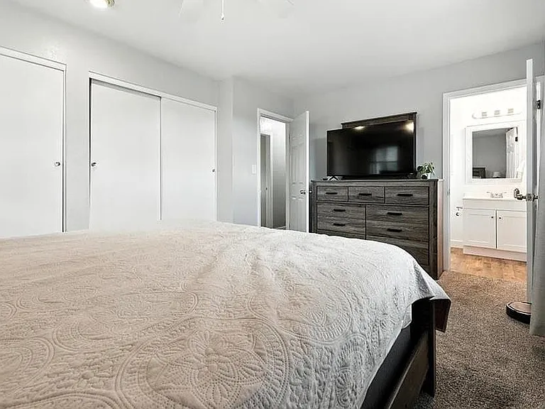 1538 W Owen Cir — Photo 10