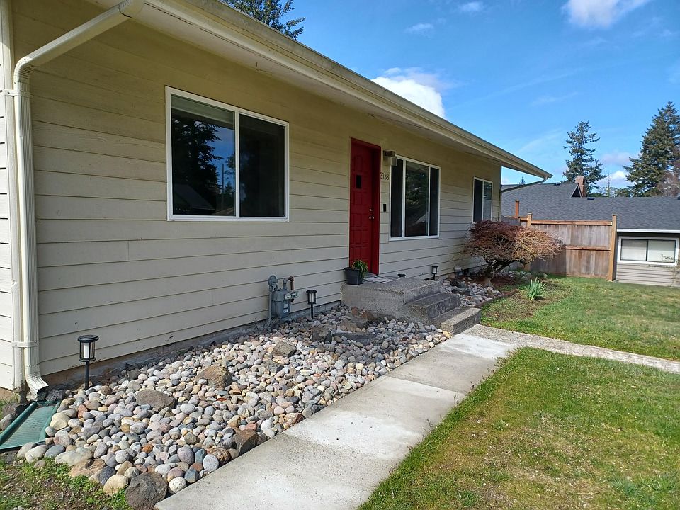 1st image of 3138 Glendale Dr W