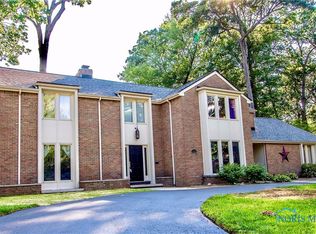 3423 Shakespeare Ln, Toledo, OH 43615