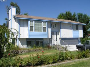 118 John Day St, Umatilla, OR 97882