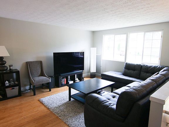 3rd image of 3325 Northway Dr