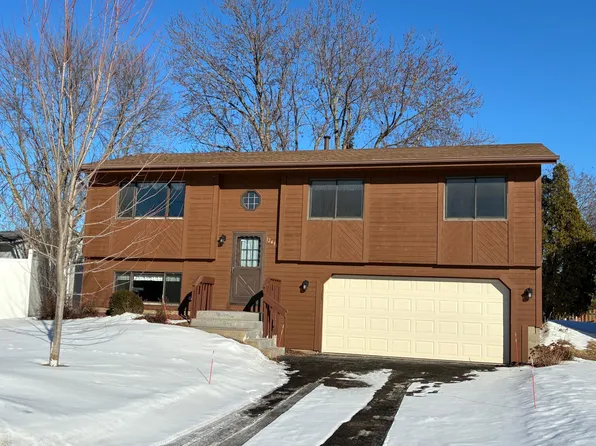 12431 Quince St NW, Coon Rapids, MN 55448
