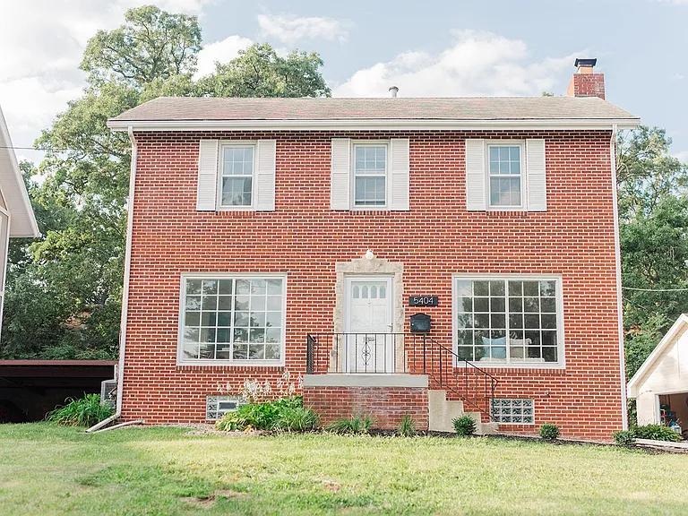 5404 Ingersoll Ave — Photo 2