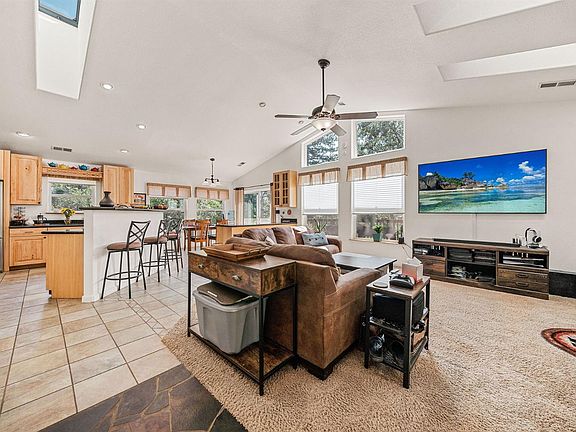 5th image of 519 Canyon View Dr