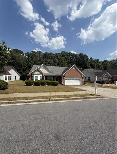 95 Saddlebrook Dr — Photo 1