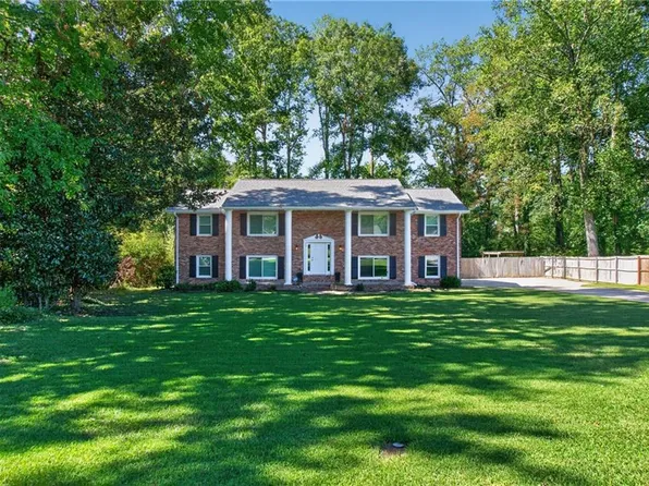 869 April Dr SW, Conyers, GA 30094