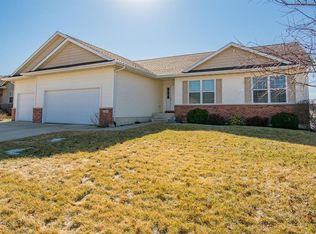 1765 Bellboy Dr, Marion, IA 52302