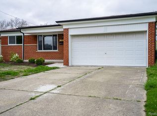 11903 Champaign Ave, Warren, MI 48089