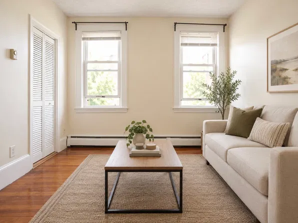 255 Beacon St APT 2, Somerville, MA 02143