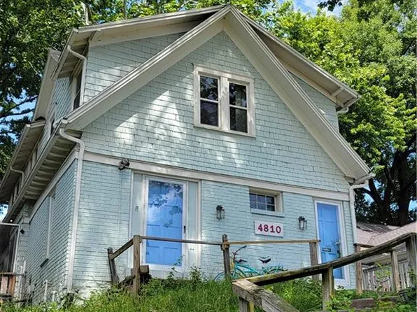 4810 Holly St, Kansas City, MO 64112
