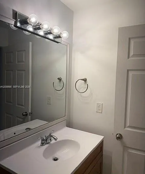 1231 SW 46th Ave #505 — Photo 14